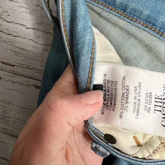 The  castings aritzia jeans size 25 skinny - Picture 7 of 11